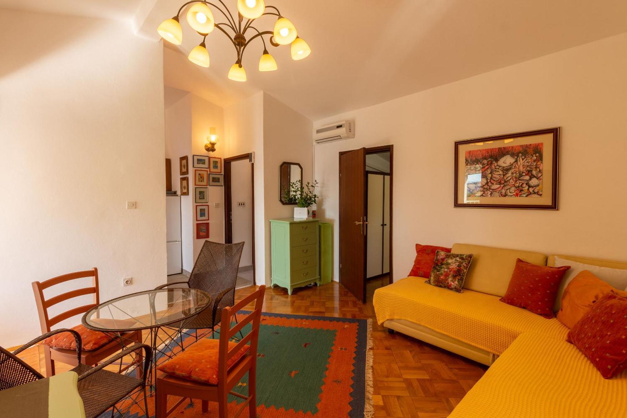 Apartment Seneca Ядраново Екстер'єр фото