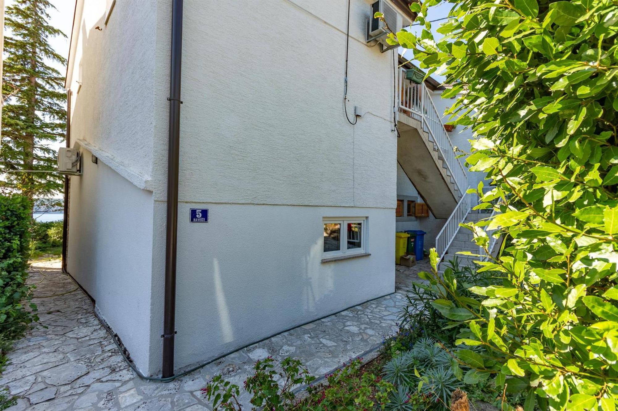 Apartment Seneca Ядраново Екстер'єр фото
